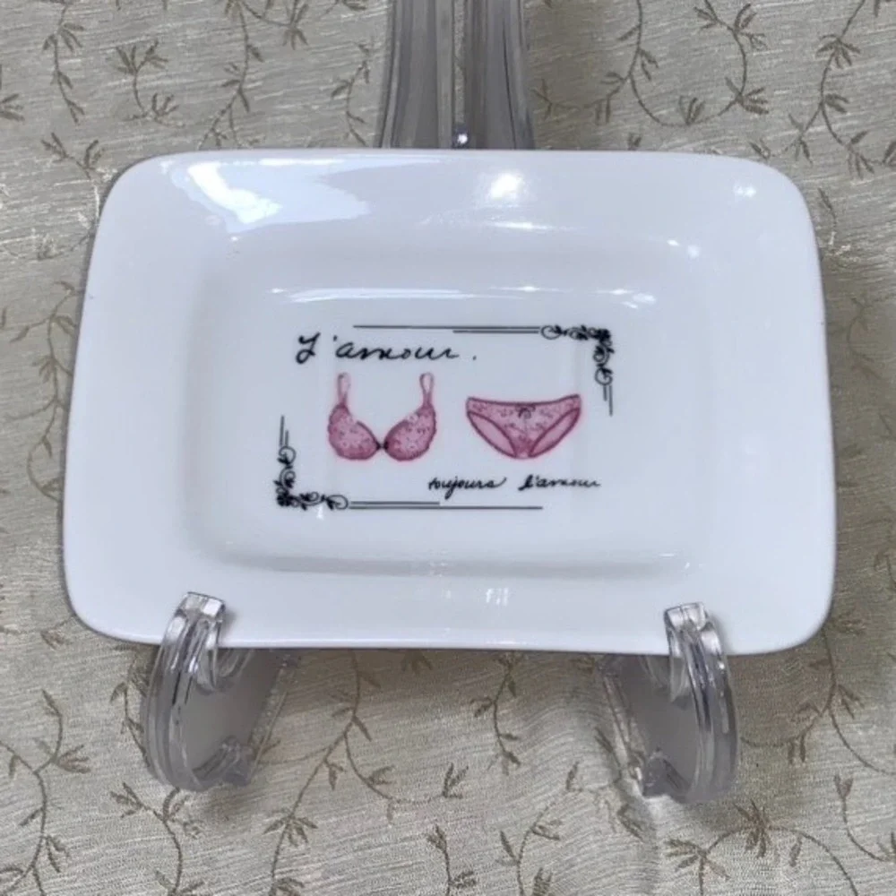 N/A charming rectangular